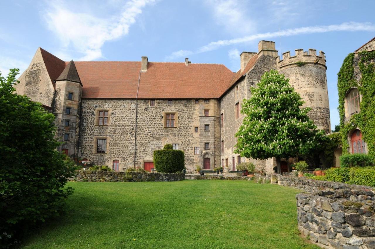 Chateau Royal De Saint-Saturnin Exterior photo
