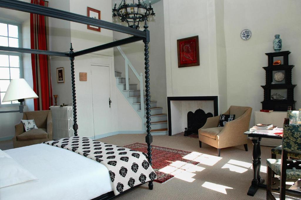 Chateau Royal De Saint-Saturnin Room photo